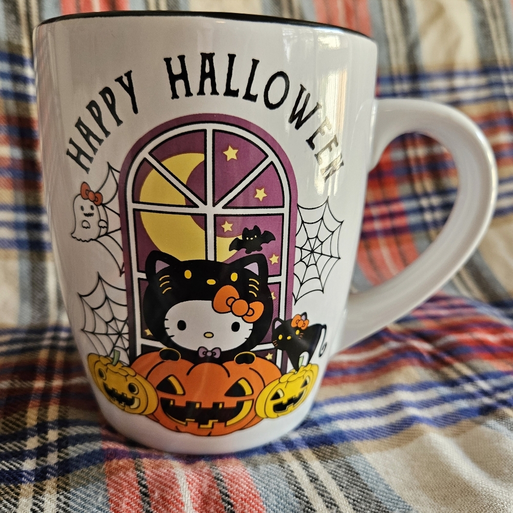 Hello Kitty (Sanrio) Happy Halloween mug